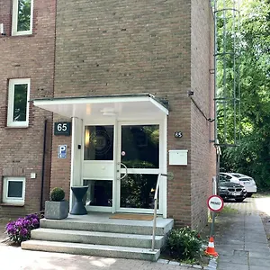 Academy Boardinghouse Hotel